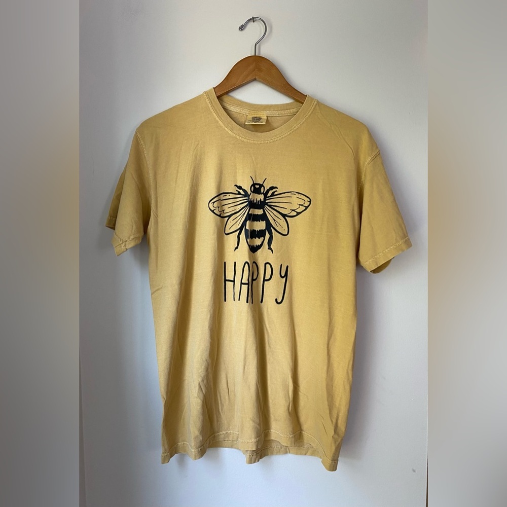 Bee Graphic Yellow T-Shirt